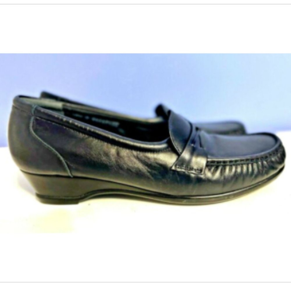 SAS Tripad Penny Loafers Black Leather Comfort Women's Size 10.5N Reg. $159